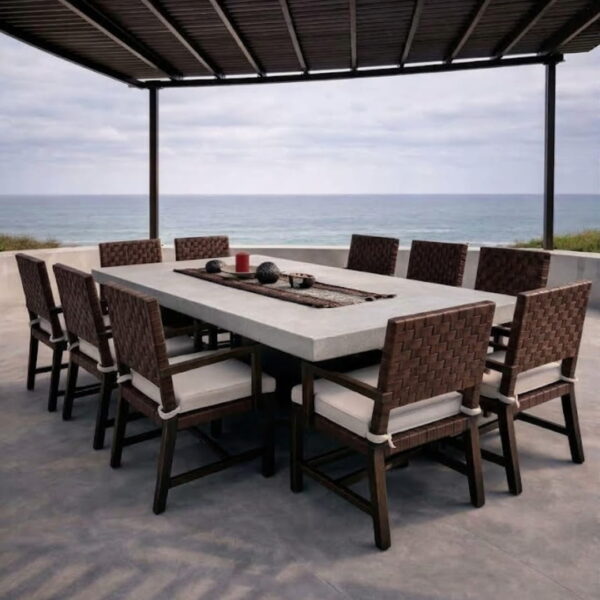 Alternative view of Silla Polo con brazos